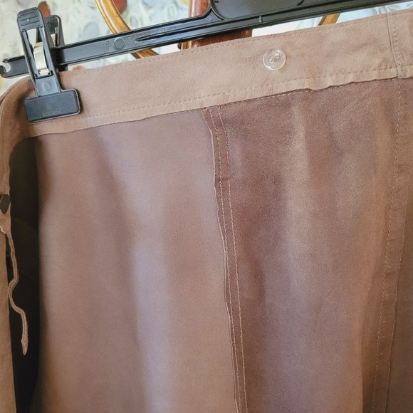 Olsen Europe Suede Wrap Skirt US 4 - Picture 9 of 10